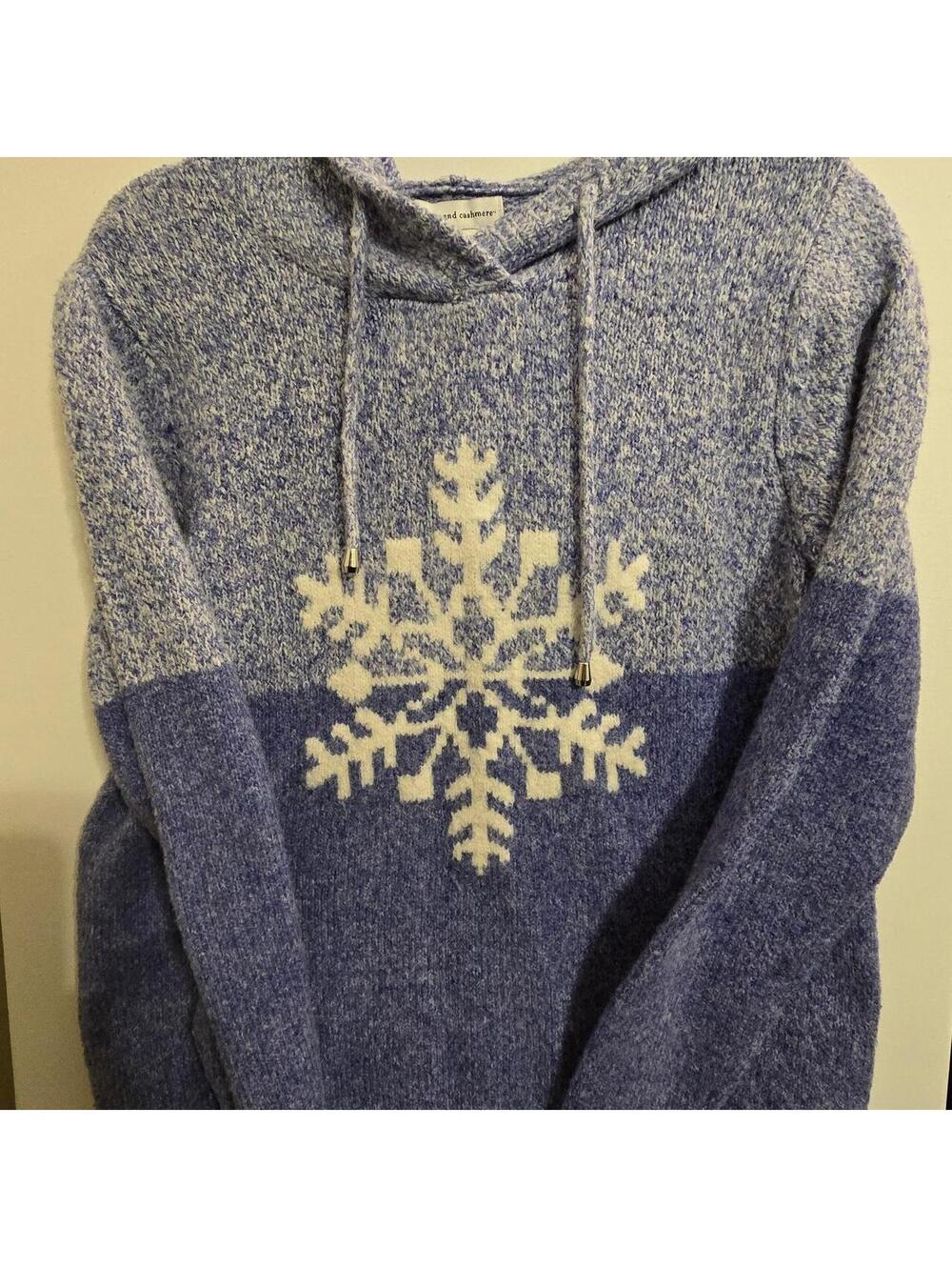 Periwinkle blue Cupkaces and Cashmere hoodie. Perfect for hot cocoa and sleighs.
